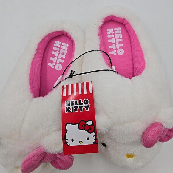 Sanrio Hello Kitty Women's Slippers - Size 7/8 NWT - Picture 9 of 12